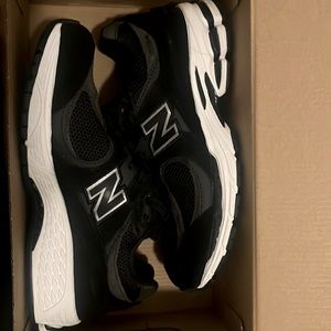 New Balance 2002R 4.5 men’s